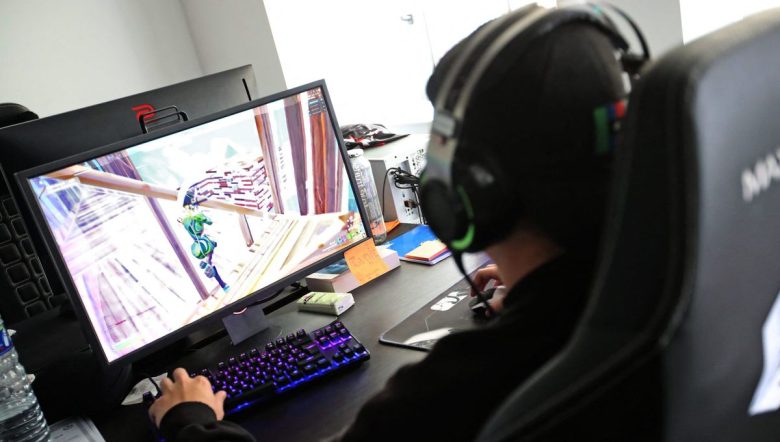 إيمانويل ماكرون